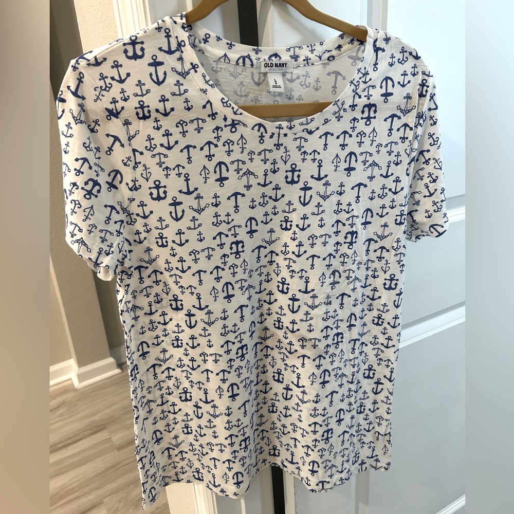 Old Navy Anchors Graphic Short Sleeve T-Shirt, size L